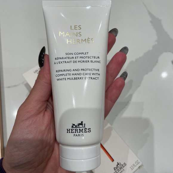 BNIB Les Mains Hermes repairing and protective complete hand care cream - Picture 3 of 3
